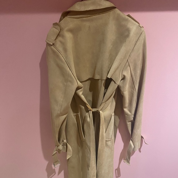 Tan trench coat - Picture 2 of 2